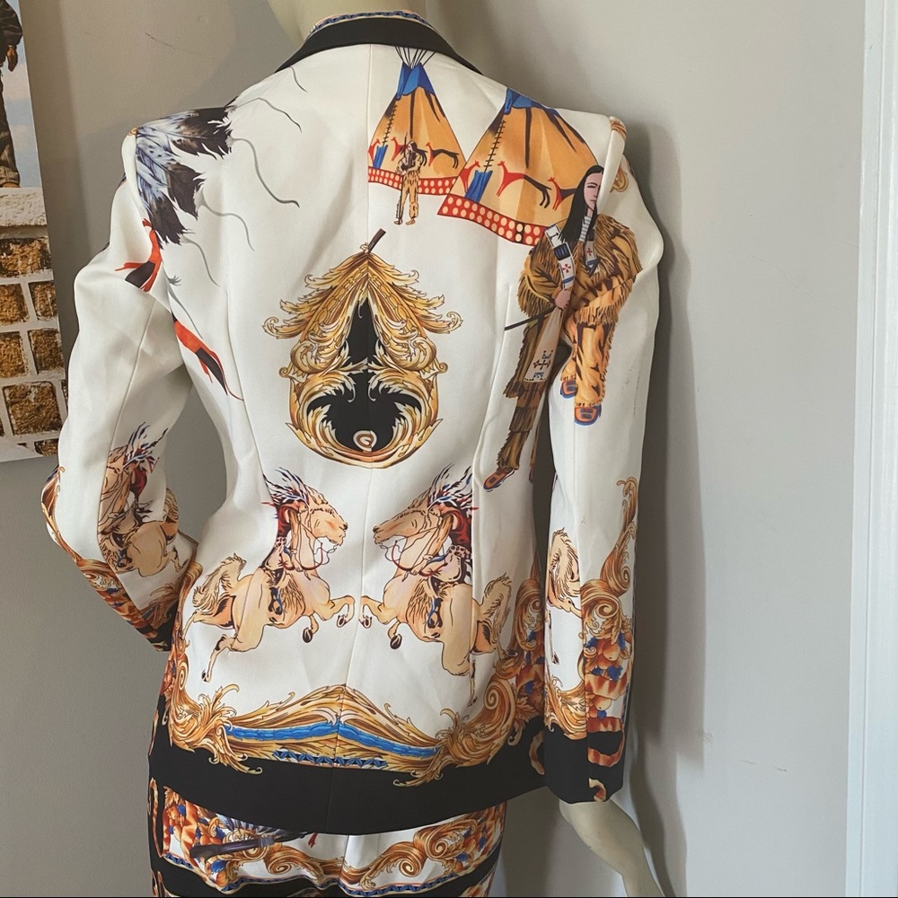 Pants Suit - Picture 2 of 6